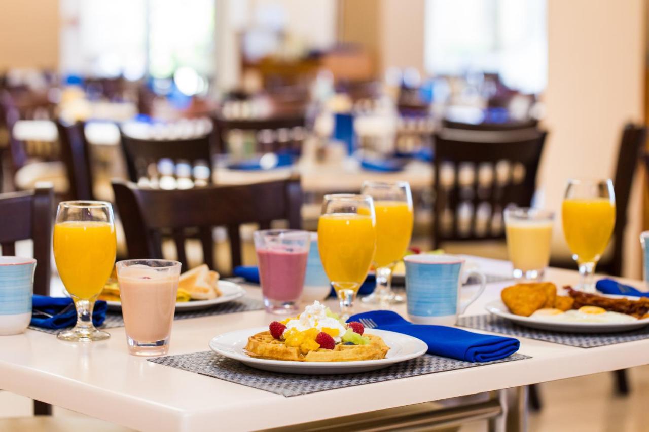 All Inclusive Holiday Inn Resort Aruba - Beach Resort & Casino By Ihg Palm Beach Exterior photo