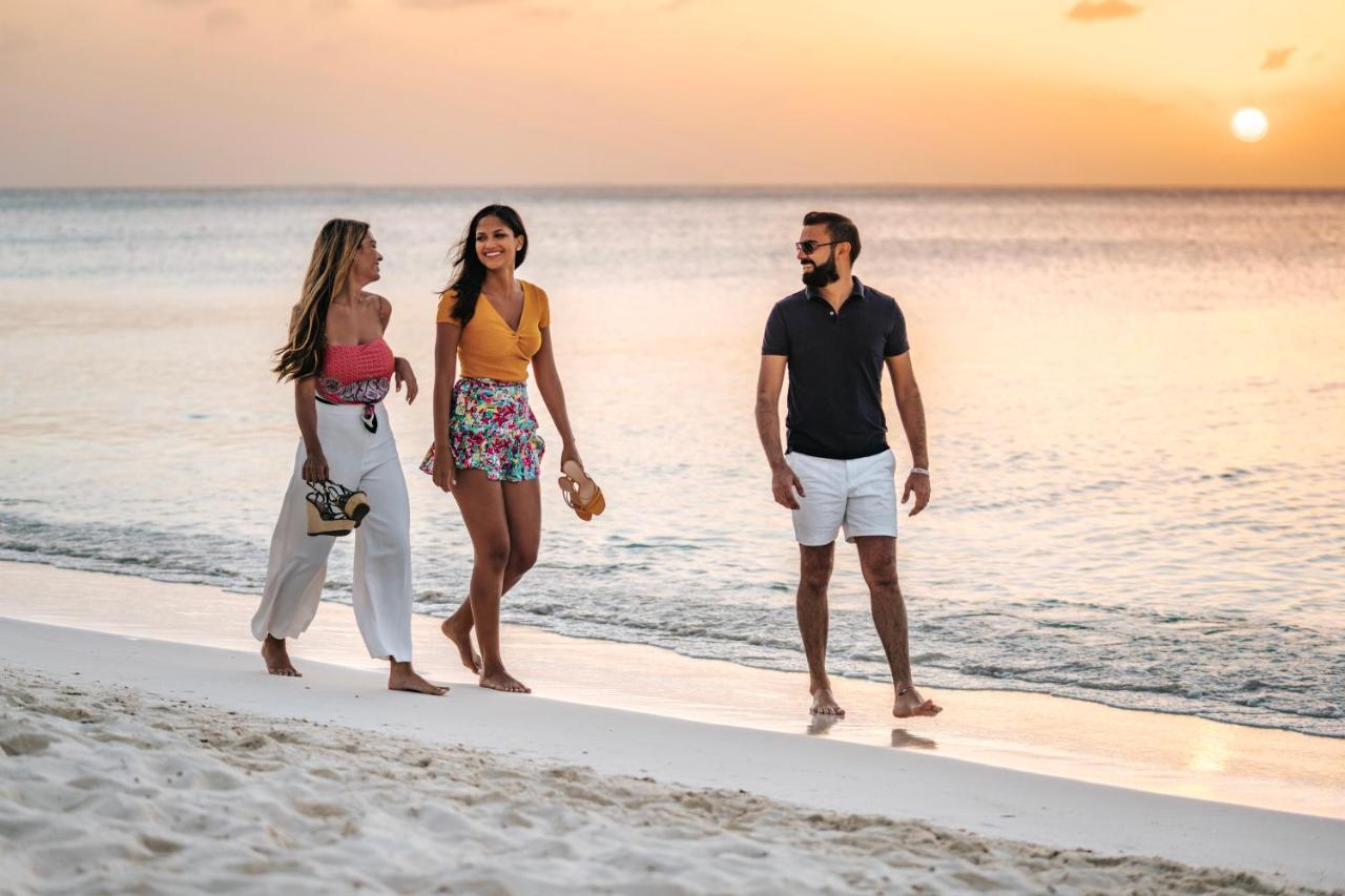 All Inclusive Holiday Inn Resort Aruba - Beach Resort & Casino By Ihg Palm Beach Exterior photo